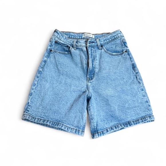 Abercrombie & Fitch Pants - Abercrombie & Fitch The 7” Dad Short High Rise Shorts Size 27/4